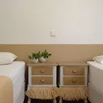 Innjoy Space 3* غليفادا