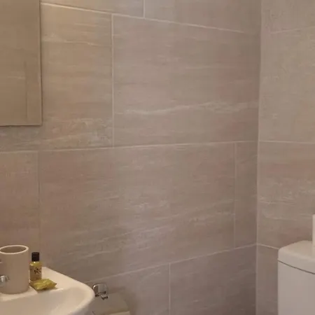 Innjoy Space 3* Glifada